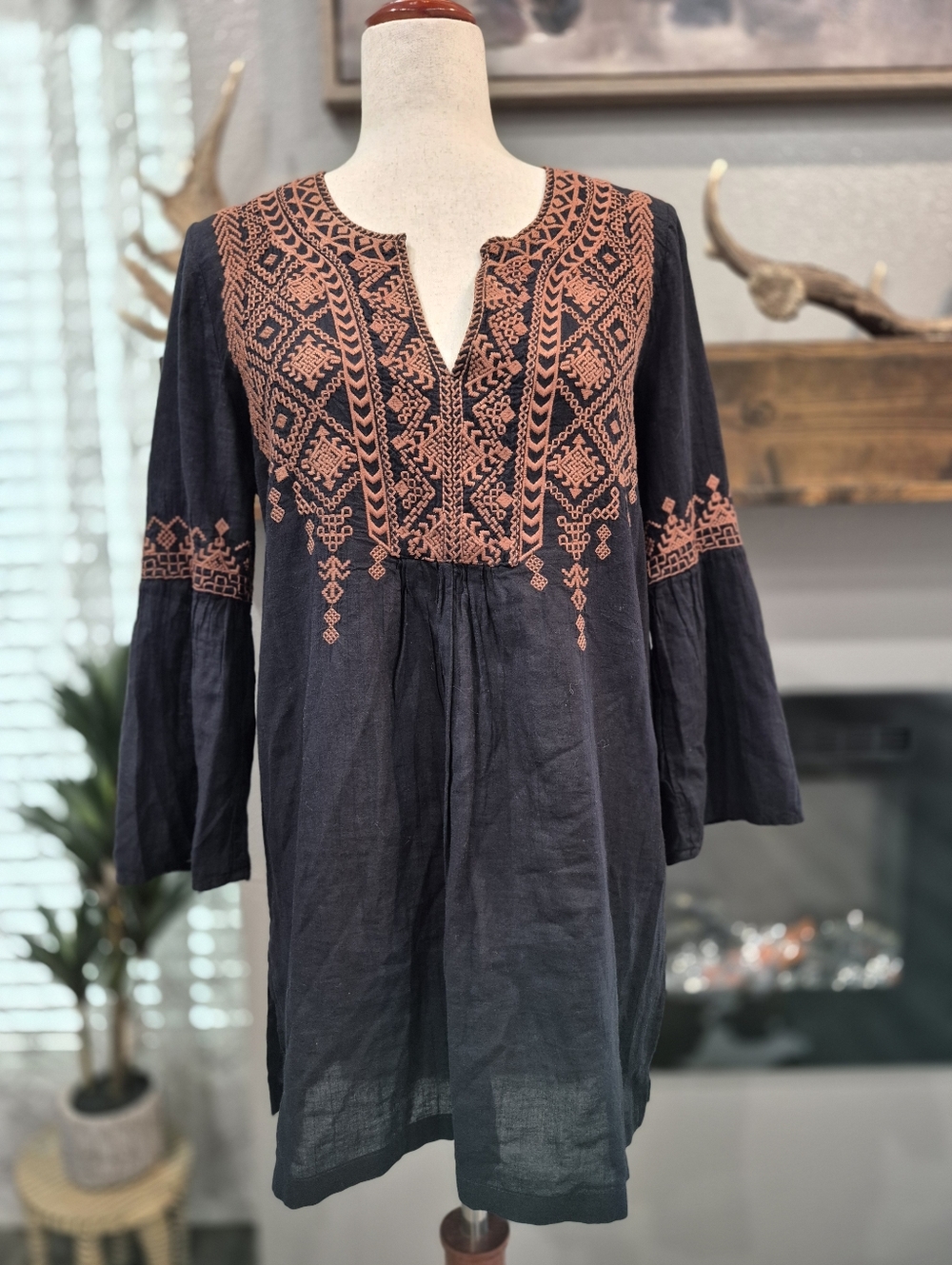 Johnny Was Embroidery Runic Size Small